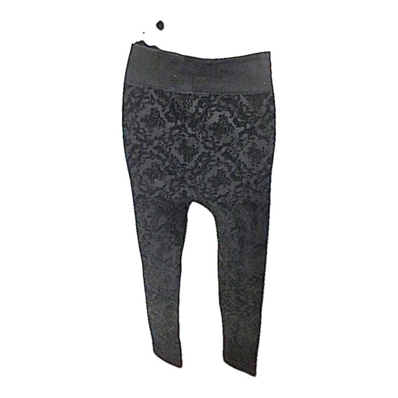 Motherhood maternity black floral velvet look seamless waist leggings size S/M‎ - Picture 1 of 12